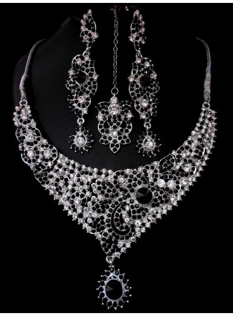 Rhodium Necklace Set